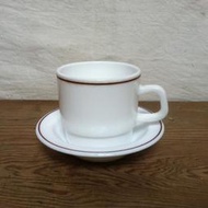 WH5376【四十八號老倉庫】全新 早期 法國製 ARCOPAL 素白紅褐圈 咖啡杯 220cc 1杯1盤價