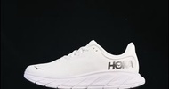 Hoka Arahi 7