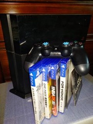 PS4主機 + 多片遊戲