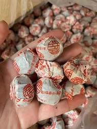 2004年興海茶廠 迷你小熟沱，250克/罐 售價