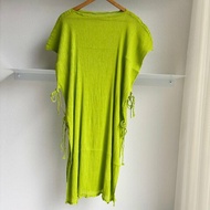 :: 三宅一生 me ::萊姆綠側綁帶長版上衣 罩衫