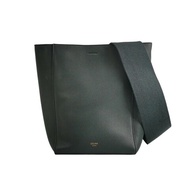 Celine Sangle Bucket小號牛皮綠色肩背包