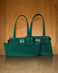 AN-A-ERA (JIRA STUDIO) Cruiser Shoulder Bag East West Shoulder Bag กระเป๋าถือผู้หญิง กระเป๋าสะพายบ่า