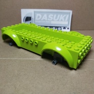 Lego Part 18937 Vehicle Base 8 x 16 x 2.5 With Wheel Holders With 3 Holes P3398z