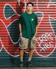 UNDEFEATED 五條寬鬆輕薄短褲