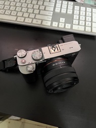 Sony A7C 連28-60 kit lens