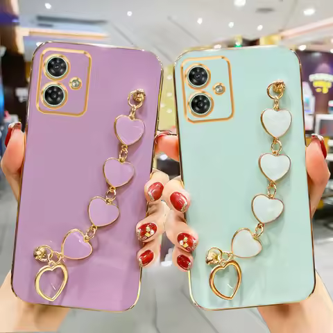 G 84 54 Luxury Plating Love Heart Bracelet Chain Case For Motorola Moto G84 G54 5G G53 G52 G42 G32 G