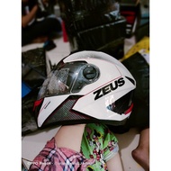 ZEUS 811 AL 6 WHITE/RED HELMET SHIPPING 2KG