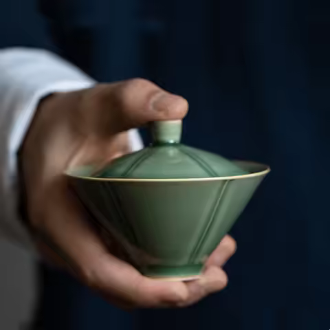 Mini 90ml Celadon Porcelain Gaiwan For Tea Solid Green Tureen With Lid Teaware Travel Kung Fu Tea Se