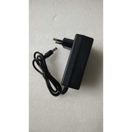 Switching Adapter OUTPUT: 9.0V 4.0A 36.0W MODEL: PS36F090K4000ED INPUT: 100-240V~50/60Hz 1.0