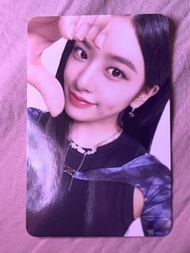 IVE minive pop-up store YUJIN 特典小卡