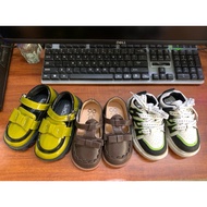 Liquidation of qc baby shoes on display