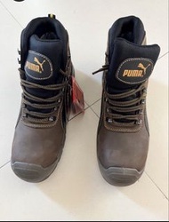 Puma 安全鞋  Sierra Nevada Mild safety footwear withbox。全新有盒