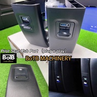 TOYOTA VELLFIRE/ALPHARD AGH30 PILOT SEAT USB (fast charger)