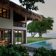 วิลลา 5 ห้องนอน 4 ห้องน้ำส่วนตัว ขนาด  ตร.ม. – หาดปึกเตียน (Mola-Mola Beachfront Villa by Yudee Asse