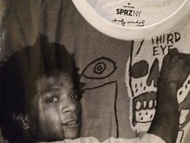 全新 絕版 真品 公司貨 可議 UT MoMA Uniqlo x Basquiat 嘻哈 DJ 巴斯奇亞 男S號 t-shirt 恤 warhol NYC 紐約 塗鴉 照片 油畫 Mori 骷髏