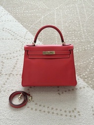 Hermes Kelly 28
Rose Tyrien x gold Epsom leather