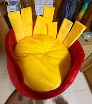 Taito景品 貓貓及小型狗狗 寵物床 圓形 寵物床墊 (薯條款式)