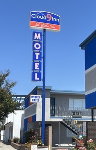 Cloud 9 Motel