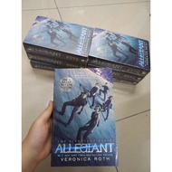 [Original] Allegiant, Book 3 of The Divergent series English Novel Veronica Roth