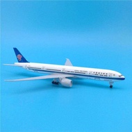 20cm South Airlines B777 with Landing Rack Simulation Static Airplane Model Ornaments China Southern
