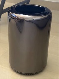 Mac Pro Late 2013 / 6-Core CPU / D500 GPU / 32GB Ram / 1 TB