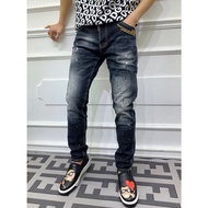 [New 2023] Dsquared2 Jeans Painted logo Signature bag LA 2022 on web