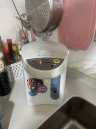 Rasonic 樂信 RTP-W25SB 電動或碰杯出水電熱水瓶 2.5公升 香港行貨