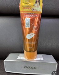 [ข้อเสนอพิเศษ 2] โลชั่นบำรุงผิวกายไวท์เทนนิ่ง 11W แท้ 200 มล. ครีมกันแดดไวท์เทนนิ่งครีมบำรุงผิวให้คว