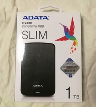 ADATA HV320 HDD 1TB外接式硬碟一個
