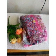 4 n1 Ladies tops/bags bundle Ukay