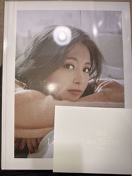 TWICE 子瑜寫真集 Yes, I am Tzuyu Blue Ver. 沒有小卡