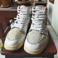 sepatu basket seken brand Nike AJ1 Retro x Off White sz 42