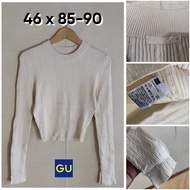 GU Crop Sweater by Uniqlo White BraidedIVORY Size M Women's Outer Knit TopWanita JH010