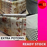 (SPECIAL) Raya Alas Meja Makan / Royal Metallic Gold Waterproof Tablecloth Lapik Meja / Alas Meja Pl