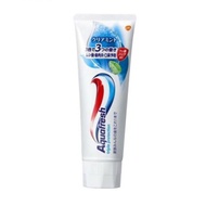 140g ยาสีฟัน Aquafresh Triple Protection Toothpaste อะควอเฟรช จากญี่ปุ่น