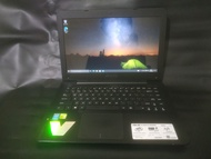 Laptop ASUS 455l i5 8GB