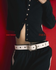 DAILY SQUAD Snap Belt เข็มขัด หนังแท้ ตอกรีอะไหล่เรียง ด้านในปั๊มโลโก้ DAILY SQUAD ผลิตโดยช่างหนัง ค