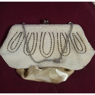 PARTY BAG BEADED WHITE 22CM X 11CM FROM JAPAN AUCTION HOUSE