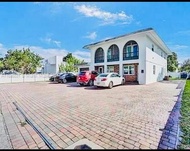 Sky Accommodation minutes from the airport FLL