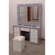 Meja Rias Claudy Abu Putih