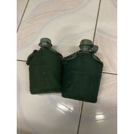 water canteen plastic army green with pouch