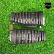 Y125Z / LC135 ES Front Footrest Set