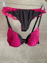 La Senza matching set with diamanté detail