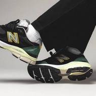 Sepatu New Balance 990V3 Hitam Hijau