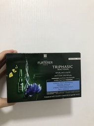 包郵 René Furterer 的 Triphasic 突發性防脫髮精華液。