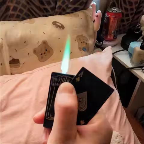 Fun Poker Lighter Metal Electronic Lighter Green Jet Flame Lighter Windproof Outdoor Lighter Men's S