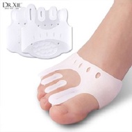 Pemisah Jari Kaki Jempol Pelindung Bantalan Alas Kaki Sepatu Korektor Bunion Valgus / Insole silicon