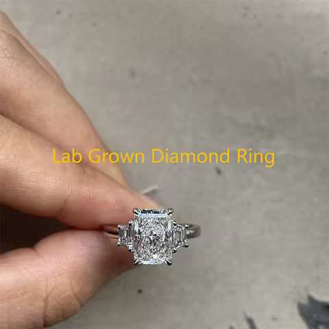 5 Carat EF VS-VVS Radiant Cut Three Stone CVD HPHT Lab Grown Diamond Engagement Ring Side Trapezoids