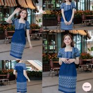 ชุดเดรสผ้าทอลาย คอเหลี่ยม แต่งระบายชาวงอก ทรงสอบ อัดกาวทั้งชุดทุกชิ้น ซิปซ่อนด้านหลัง (S-2XL) KS653